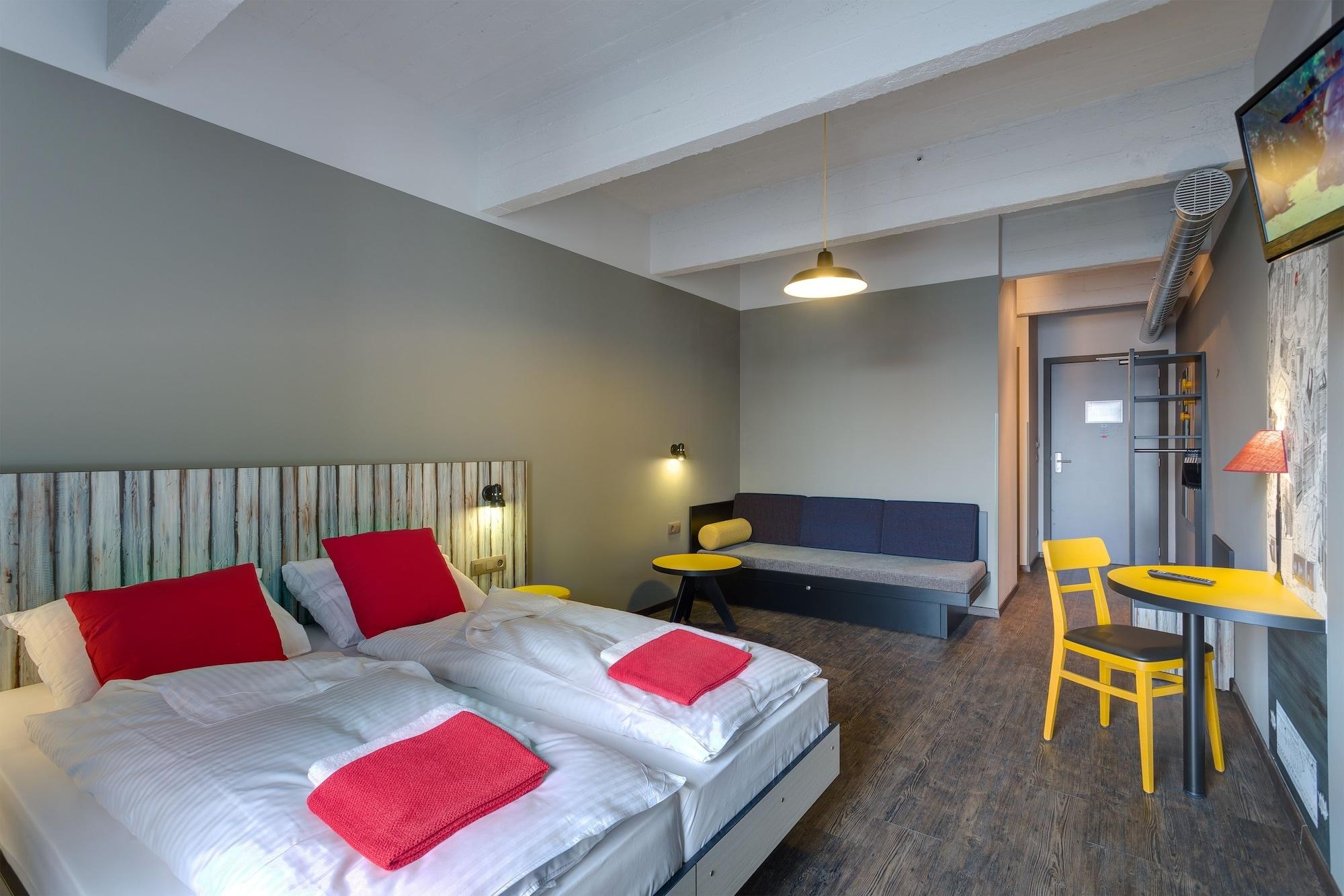 Meininger Hotels Bruxelles City Center Sint-Jans-Molenbeek Ngoại thất bức ảnh