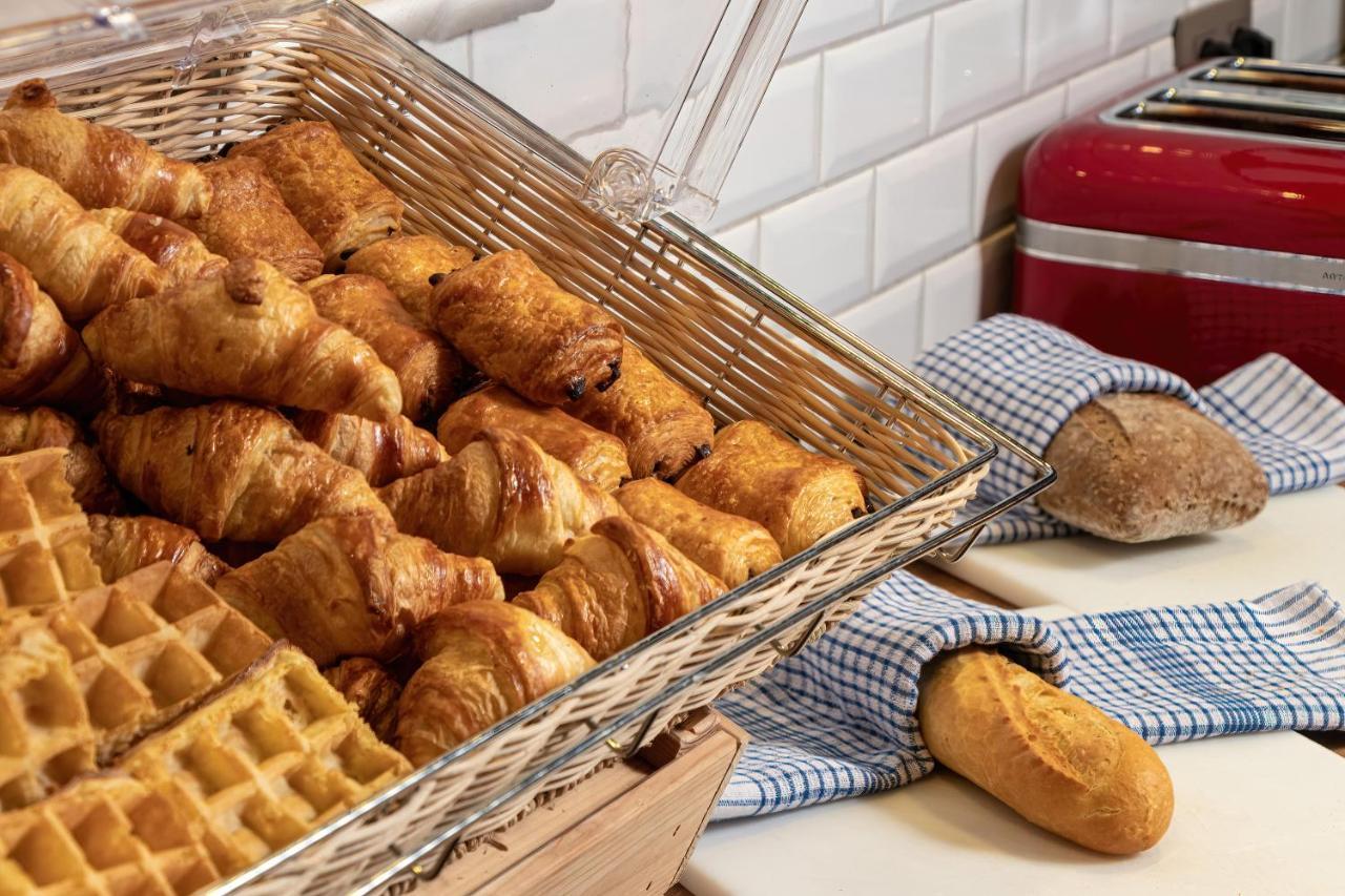 Meininger Hotels Bruxelles City Center Sint-Jans-Molenbeek Ngoại thất bức ảnh