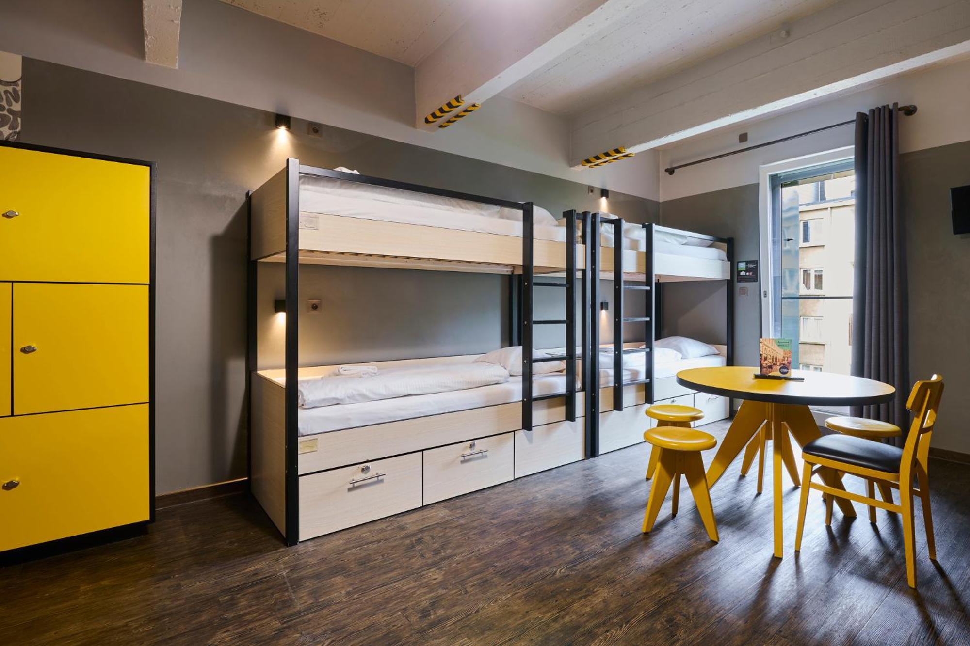 Meininger Hotels Bruxelles City Center Sint-Jans-Molenbeek Ngoại thất bức ảnh