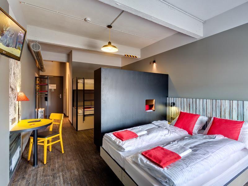 Meininger Hotels Bruxelles City Center Sint-Jans-Molenbeek Ngoại thất bức ảnh